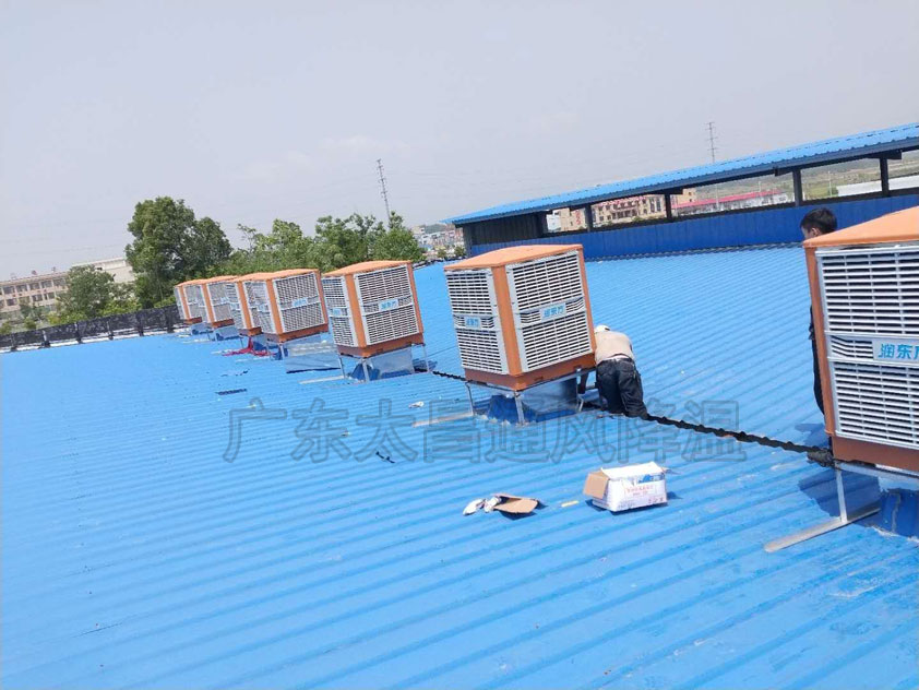 鋼結(jié)構(gòu)廠房如何降溫？鋼結(jié)構(gòu)車間冷風(fēng)機(jī)降溫方案