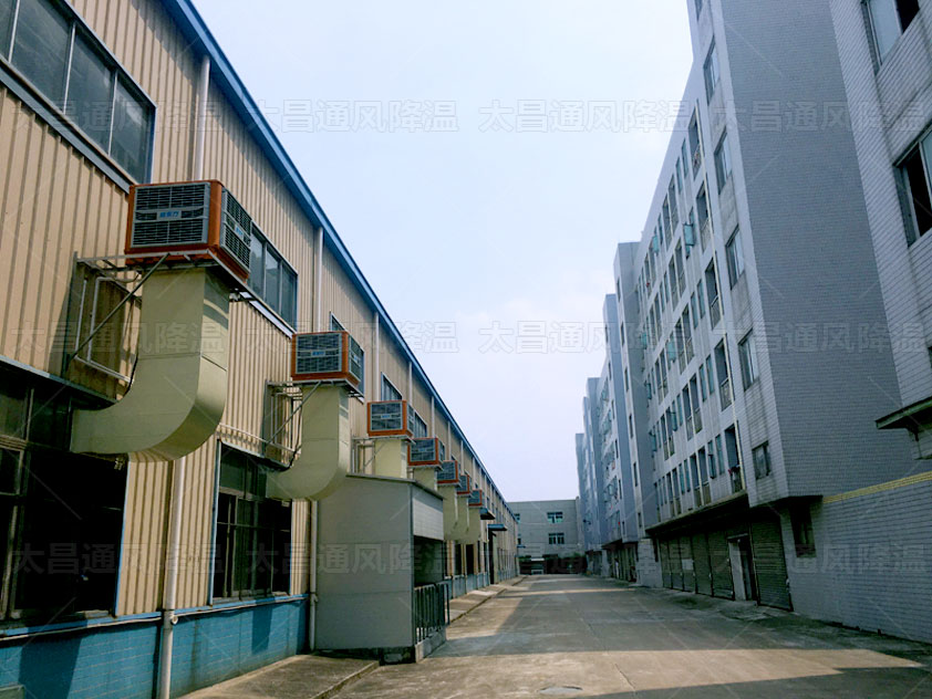 車間降溫方案配置節(jié)能環(huán)?？照{(diào)，使用效果沒話說