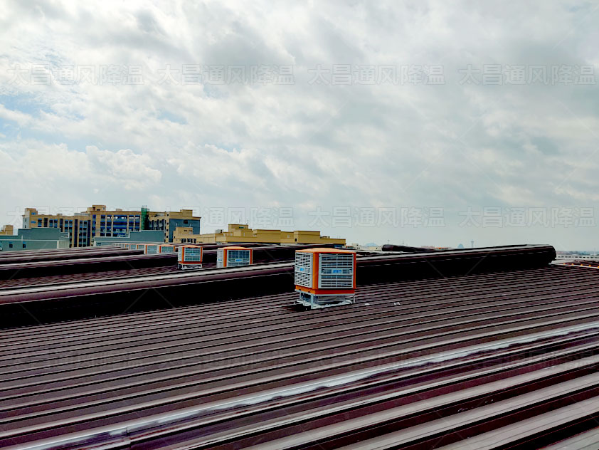 廣西大型門業(yè)廠房通風(fēng)降溫案例 廣西大型門業(yè)廠房通風(fēng)降溫案例