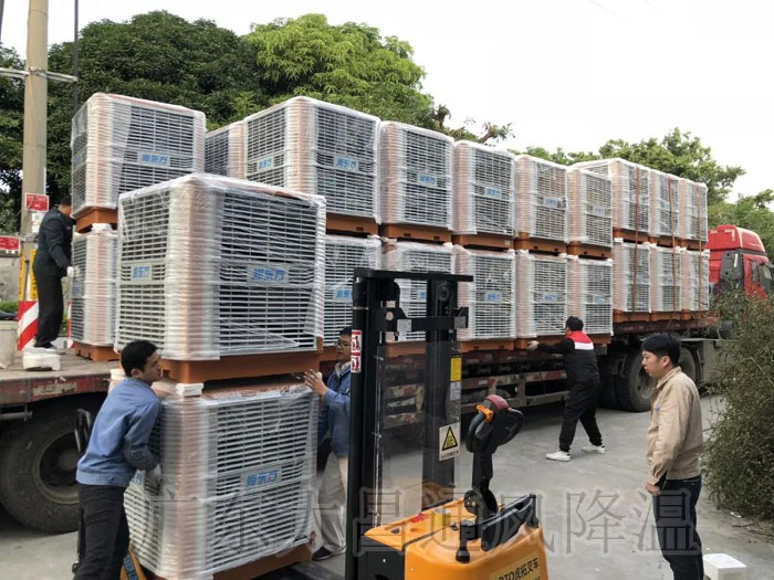 潤東方環(huán)?？照{告訴您車間需要什么樣的降溫設備