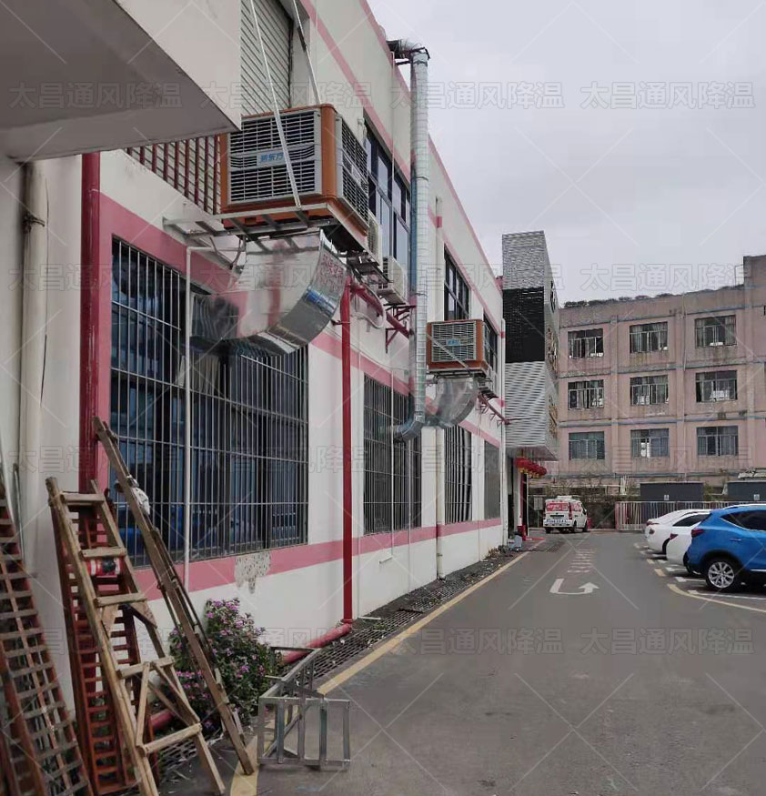 廠房高溫悶熱怎么辦？水冷空調(diào)車間降溫解決方案來解決