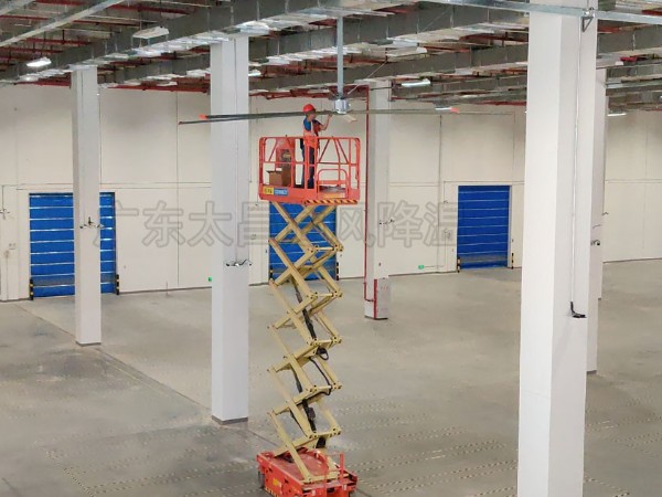 為何工業(yè)廠房都紛紛使用永磁工業(yè)風(fēng)扇？