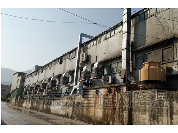 這4點(diǎn)告訴你車間降溫用傳統(tǒng)空調(diào)還是環(huán)?？照{(diào)